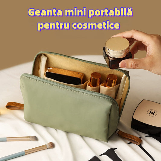 Geanta mini portabilă pentru călătorii cu produse cosmetice